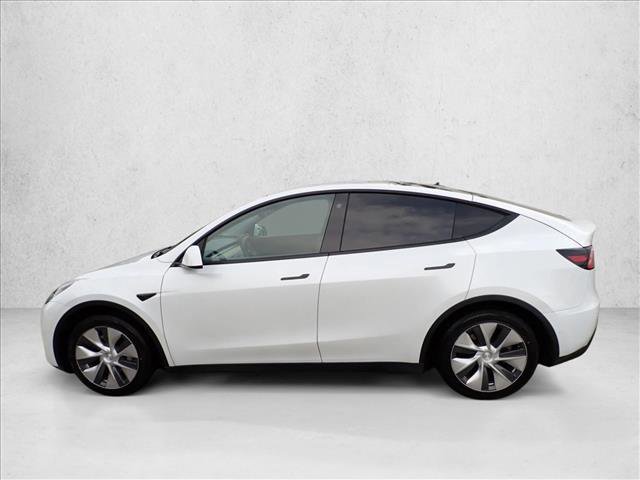 Used 2021 Tesla Model Y Long Range video 2