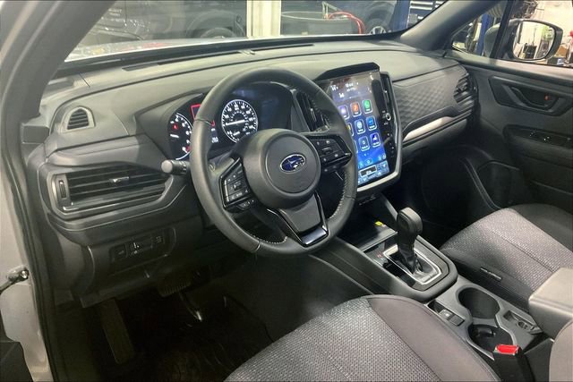 Used 2025 Subaru Forester Premium image 14