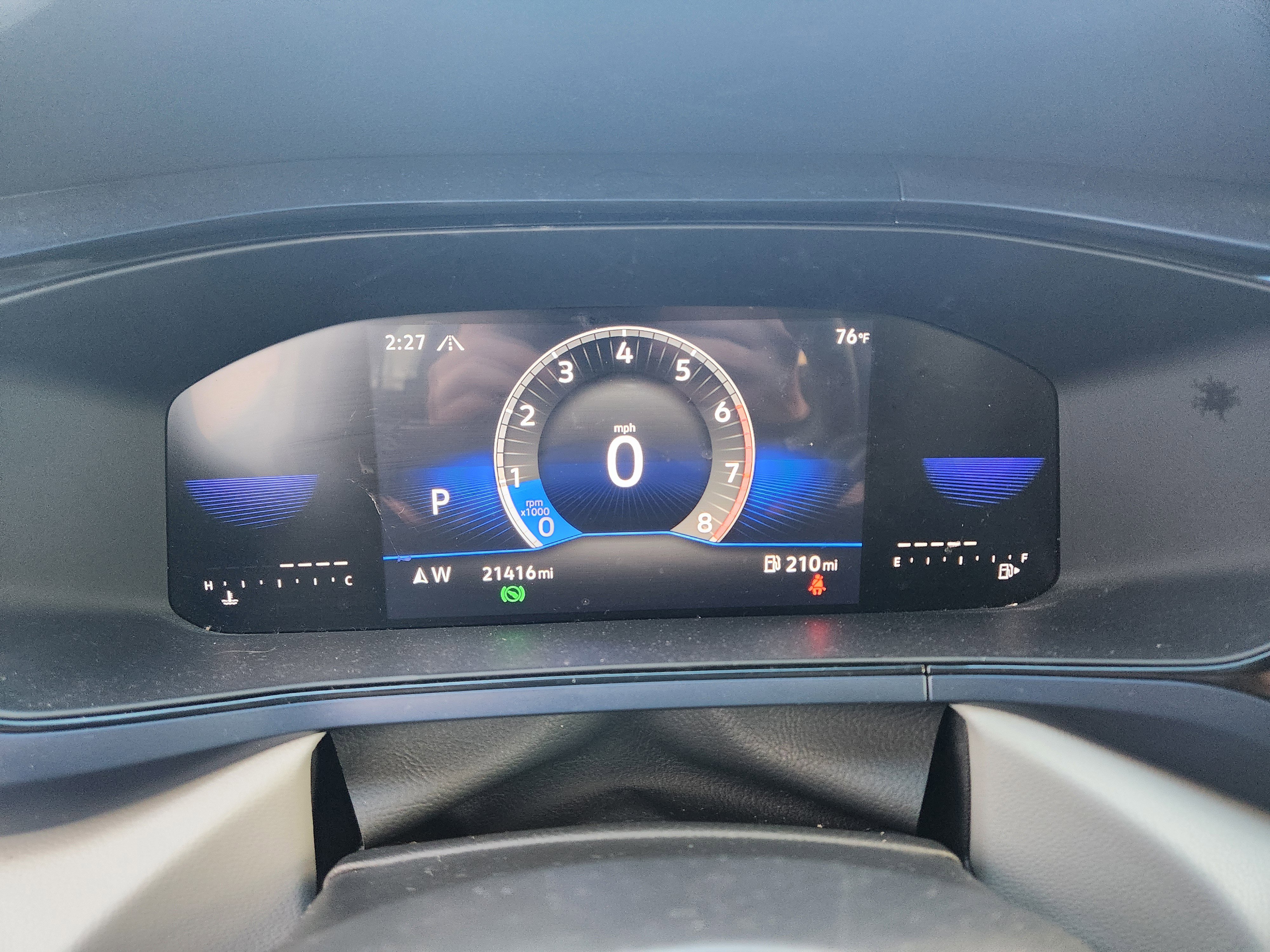 Certified 2023 Volkswagen Taos SE w/ Panoramic Sunroof Package image 11