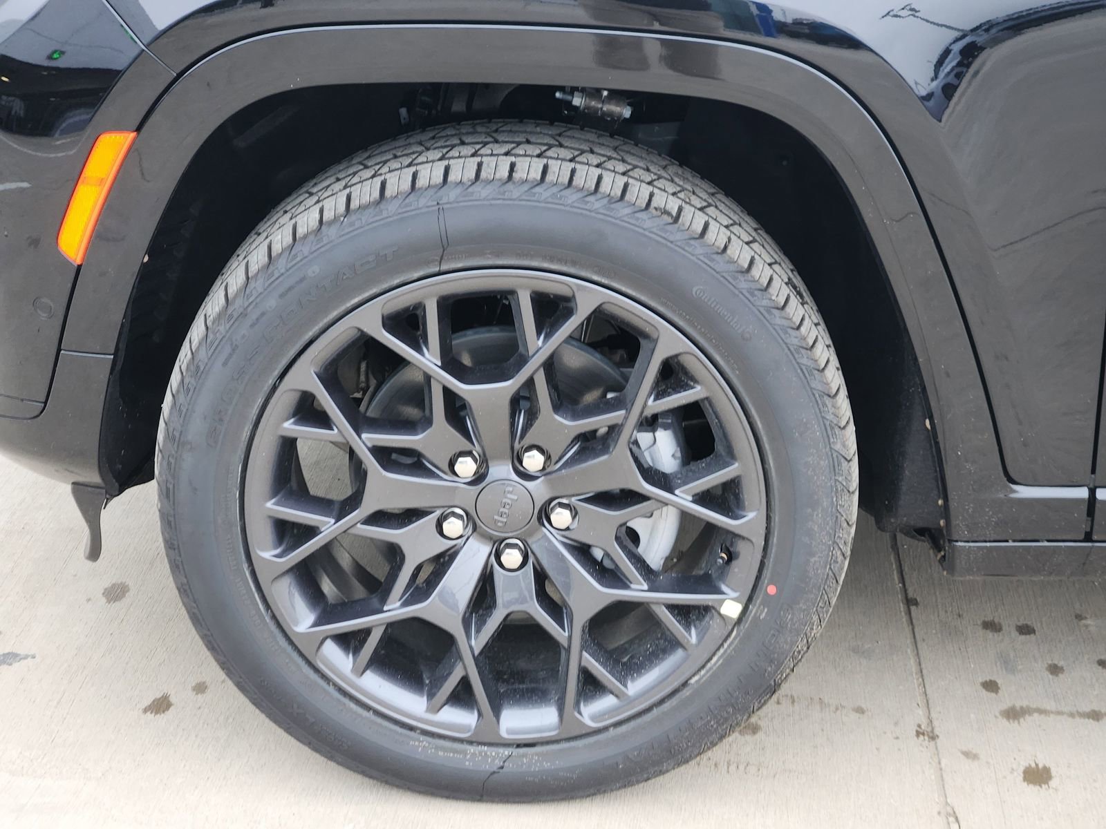 New 2025 Jeep Grand Cherokee L Summit w/ Obsidian Package image 10