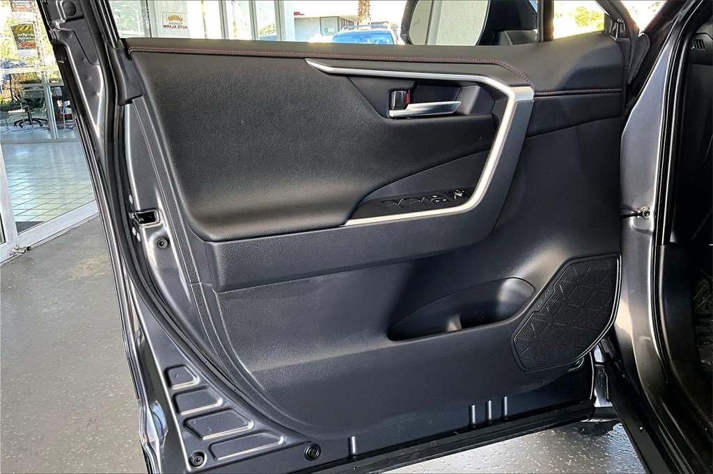 Certified 2025 Toyota RAV4 XSE image 20