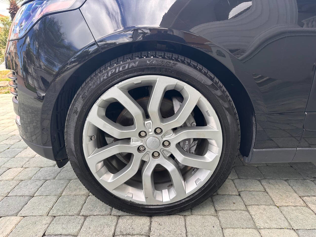 Used 2019 Land Rover Range Rover Long Wheelbase Supercharged image 30