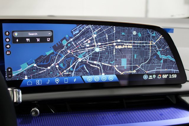 New 2025 Cadillac Optiq Sport 1 w/ LPO, ONYX Package image 16