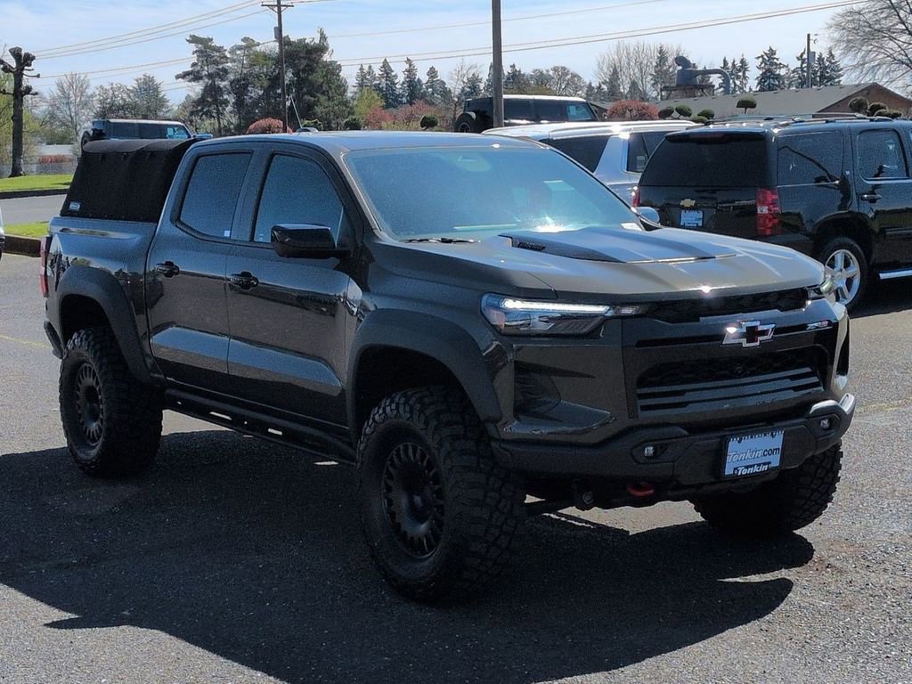 Used 2025 Chevrolet Colorado ZR2 w/ ZR2 Bison Edition image 7