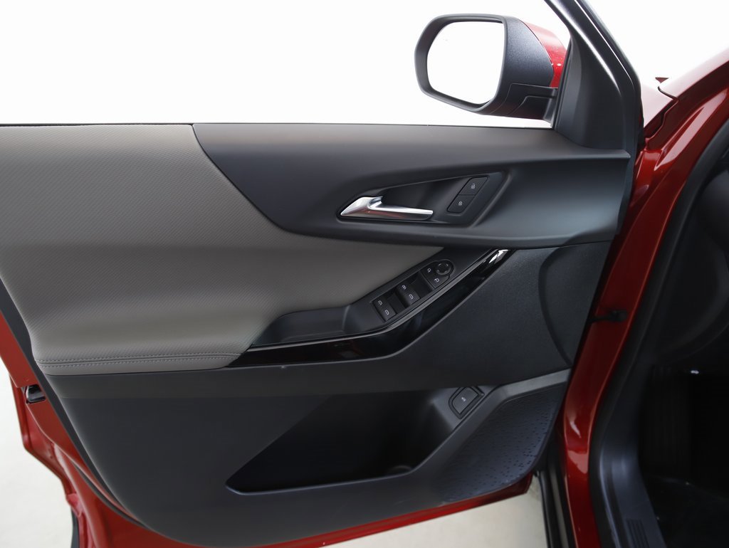 New 2026 Chevrolet Equinox LT w/ Convenience Package II image 12