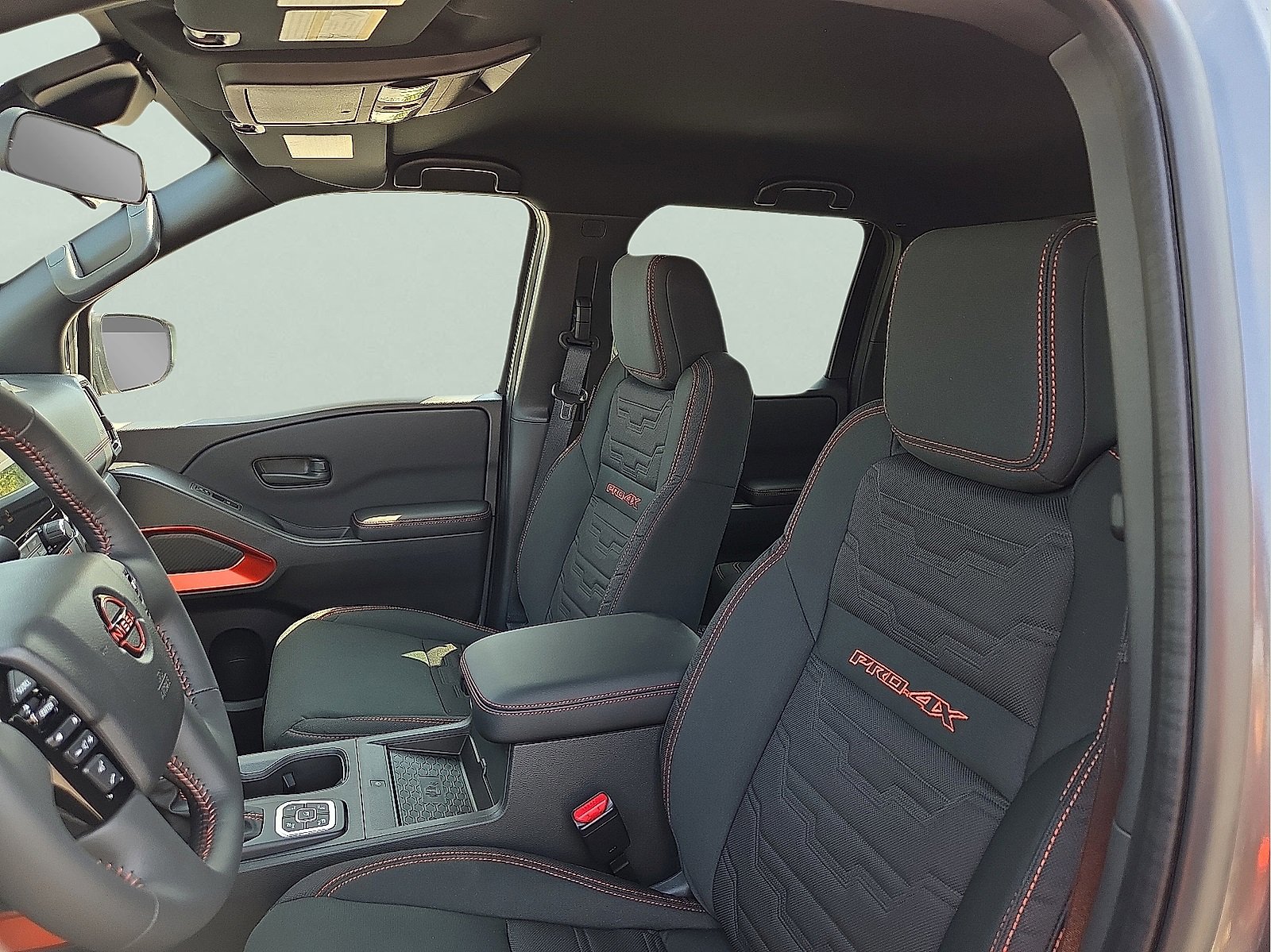 New 2026 Nissan Frontier PRO-4X w/ Pro-4x Convenience Package image 13