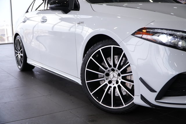 Used 2021 Mercedes-Benz A 35 AMG 4MATIC image 3