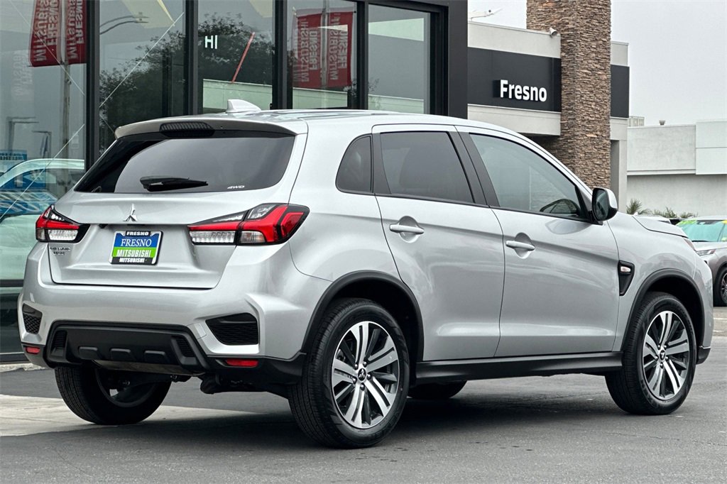 Used 2025 Mitsubishi Outlander Sport ES image 6