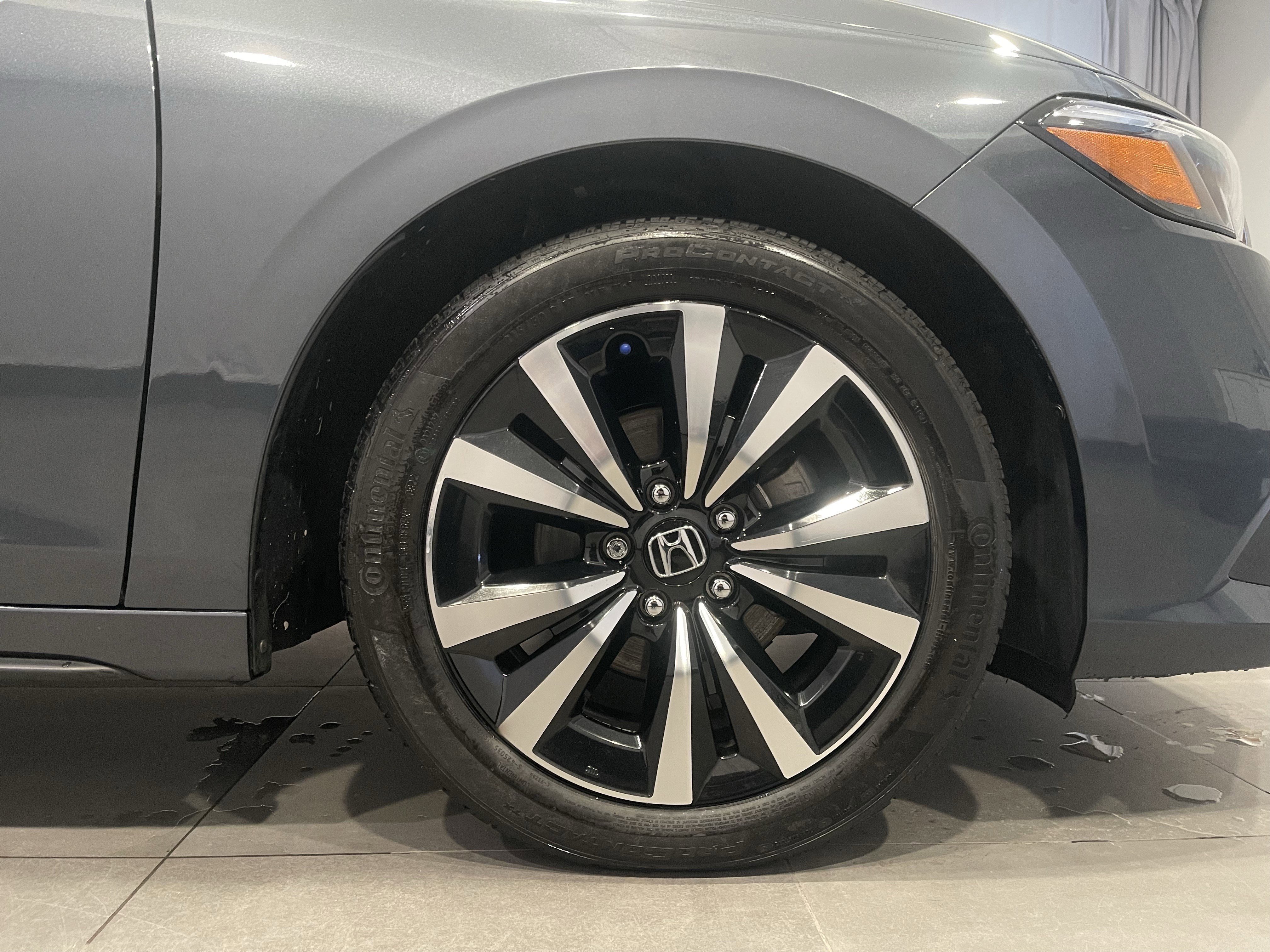 Used 2022 Honda Civic EX-L image 11