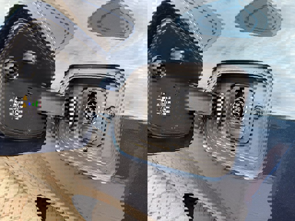 Used 2024 Dodge Charger R/T w/ Plus Group image 21