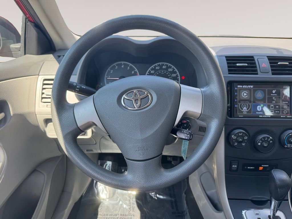 Used 2010 Toyota Corolla LE image 12