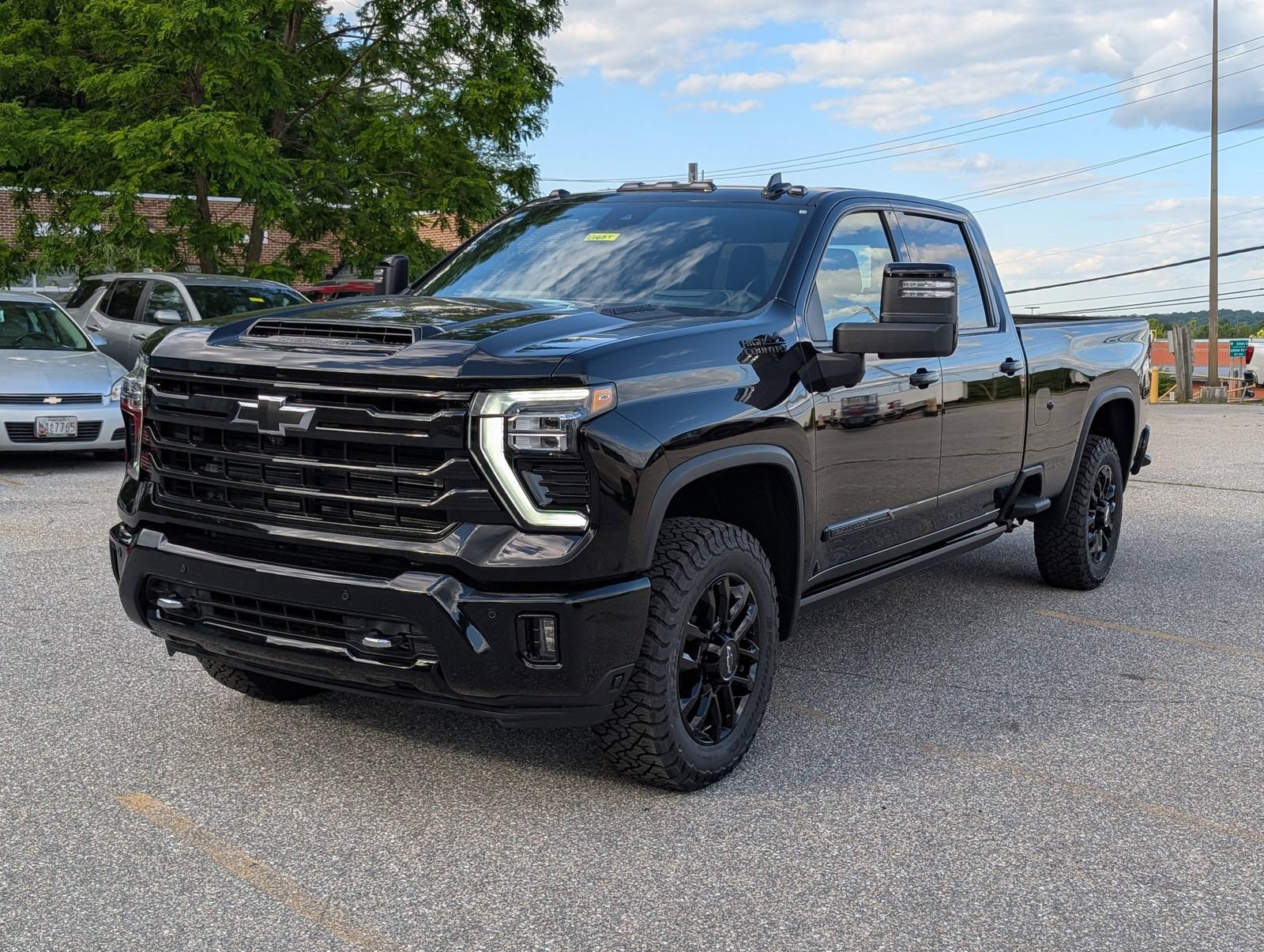New 2026 Chevrolet Silverado 2500 High Country w/ High Country Premium Package AWD/4WD image 4