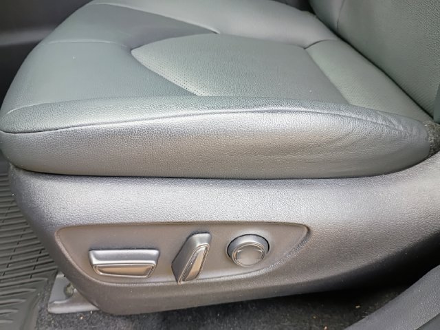 Used 2024 Toyota Grand Highlander FWD image 24