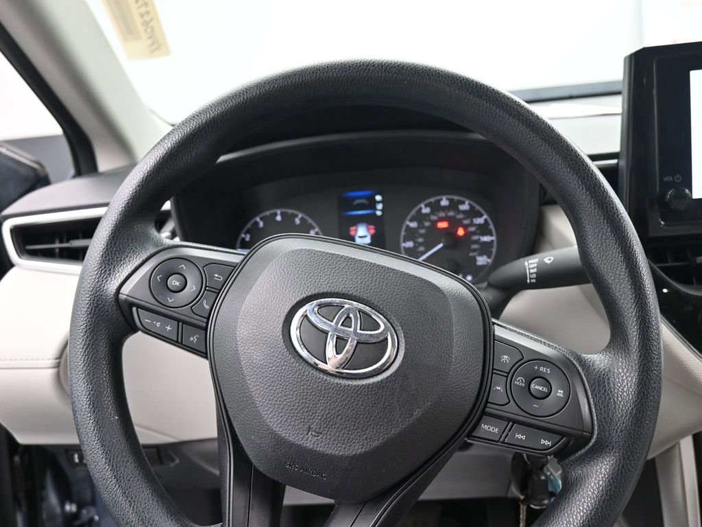 Used 2023 Toyota Corolla Cross L image 20