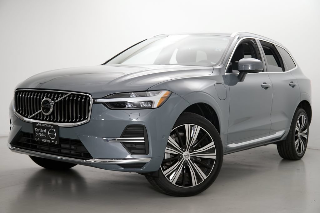 Certified 2023 Volvo XC60 T8 Ultimate w/ Climate Package AWD/4WD image 2