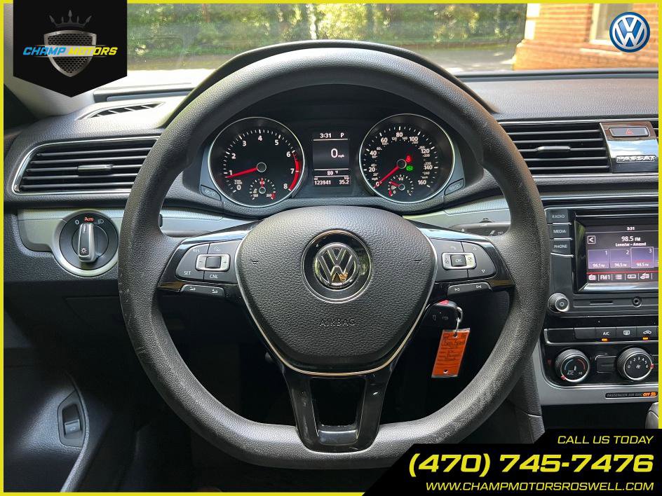 Used 2018 Volkswagen Passat 2.0T S image 20
