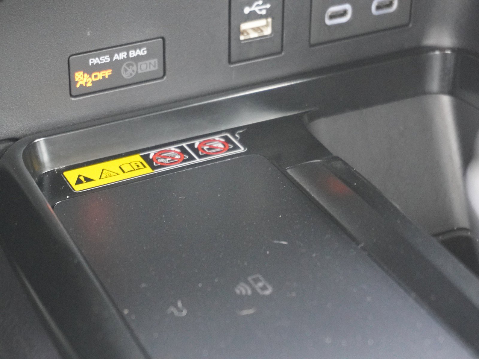 Used 2025 Toyota Camry SE FWD image 24