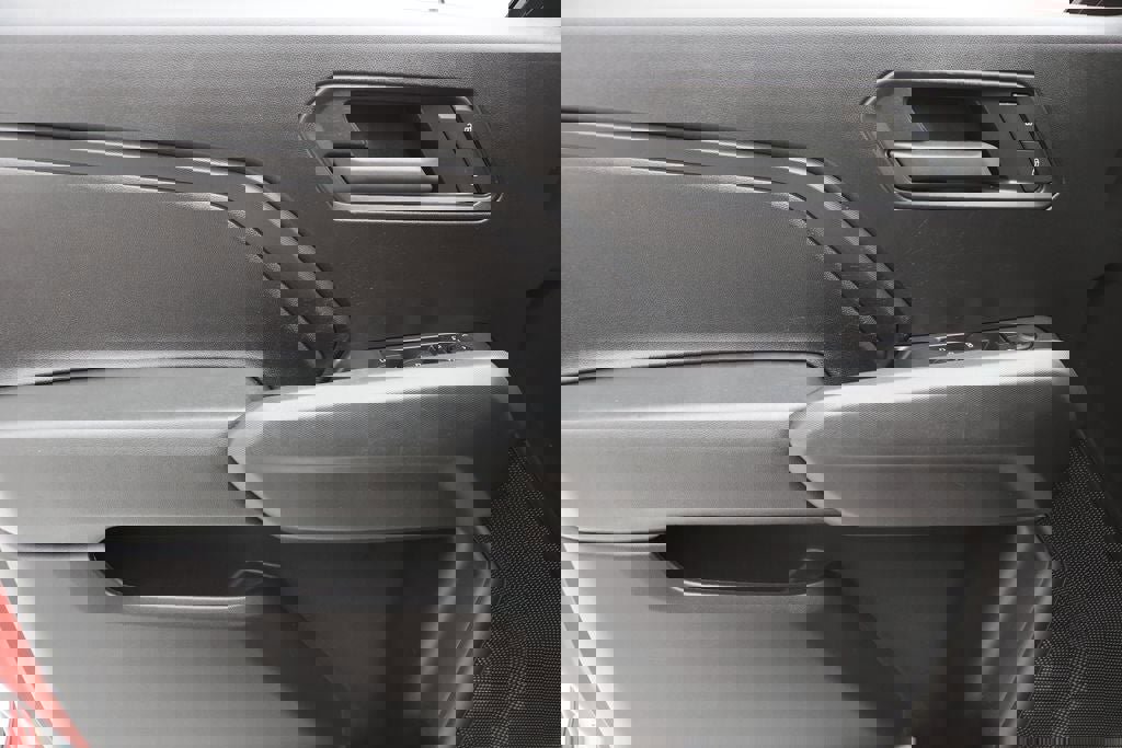 Used 2024 Chevrolet Colorado Trail Boss w/ Technology Package image 18