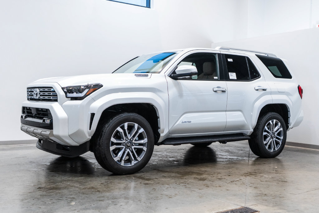 New 2026 Toyota 4Runner Limited AWD/4WD image 3