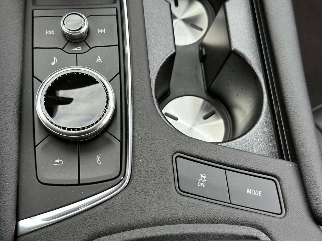 New 2024 Cadillac XT5 Premium Luxury w/ Platinum Package FWD image 15