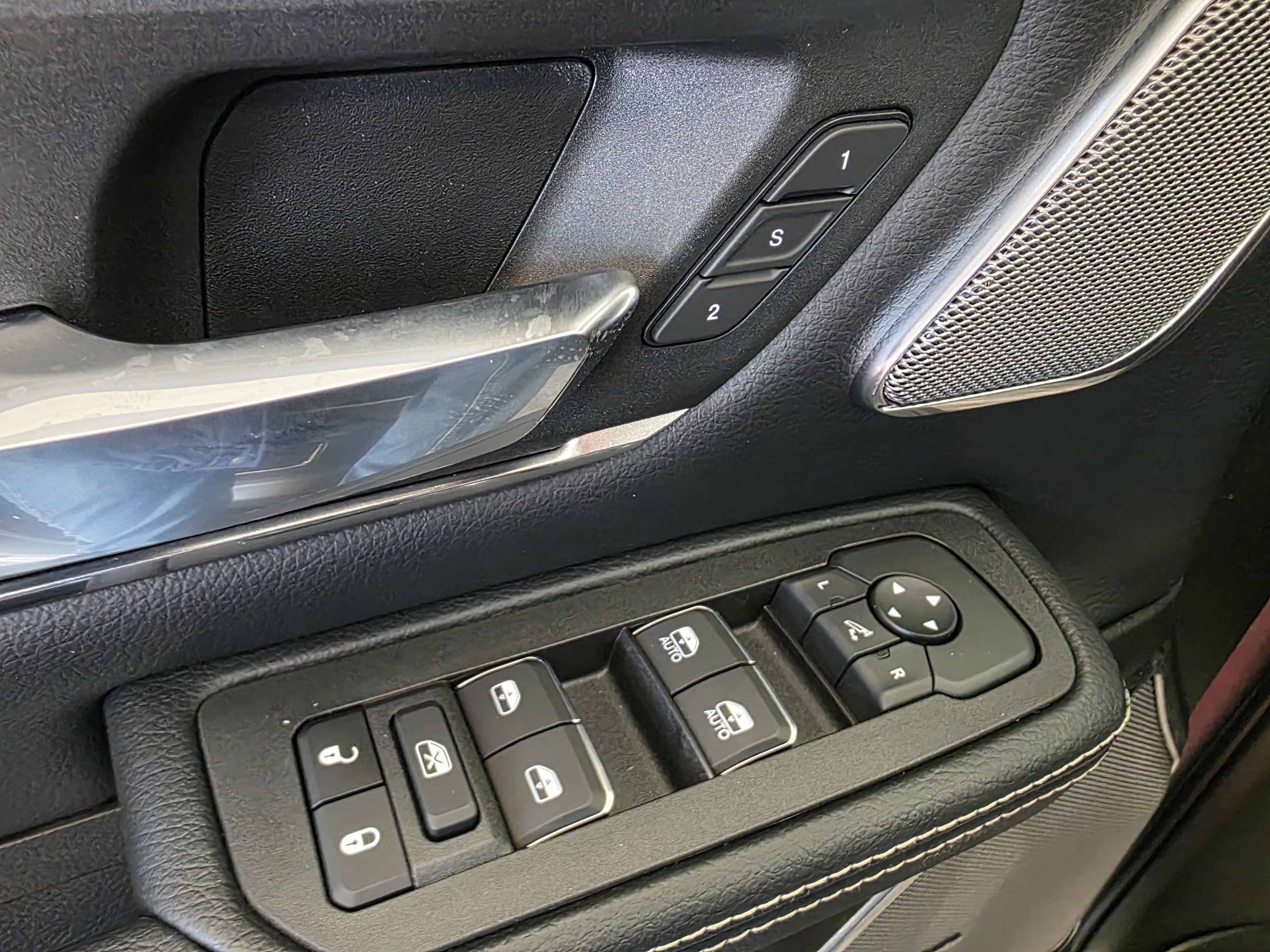 New 2026 RAM 1500 Laramie w/ Night Edition AWD/4WD image 13