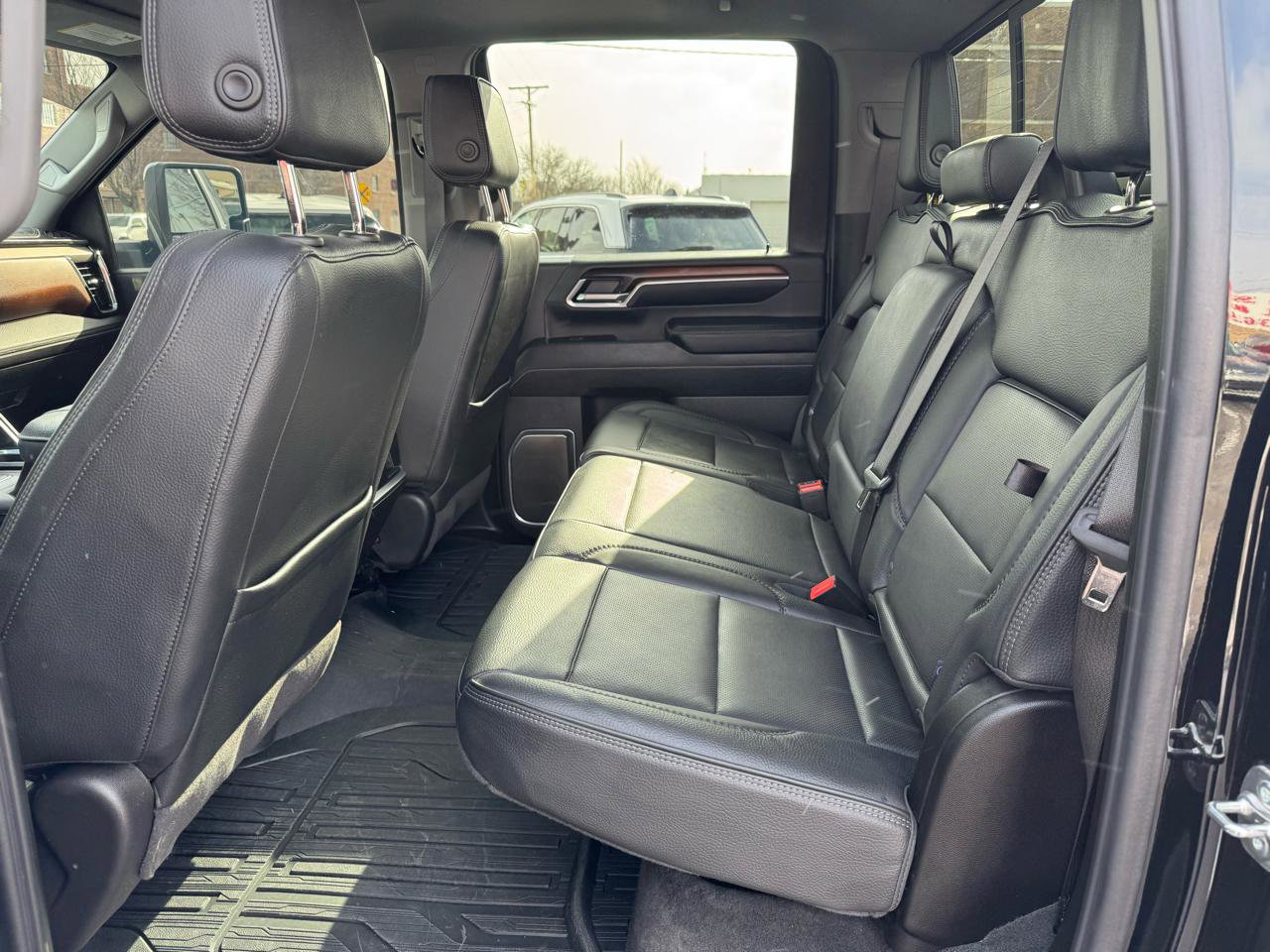 Used 2025 GMC Sierra 2500 Denali w/ Denali Reserve Package image 9