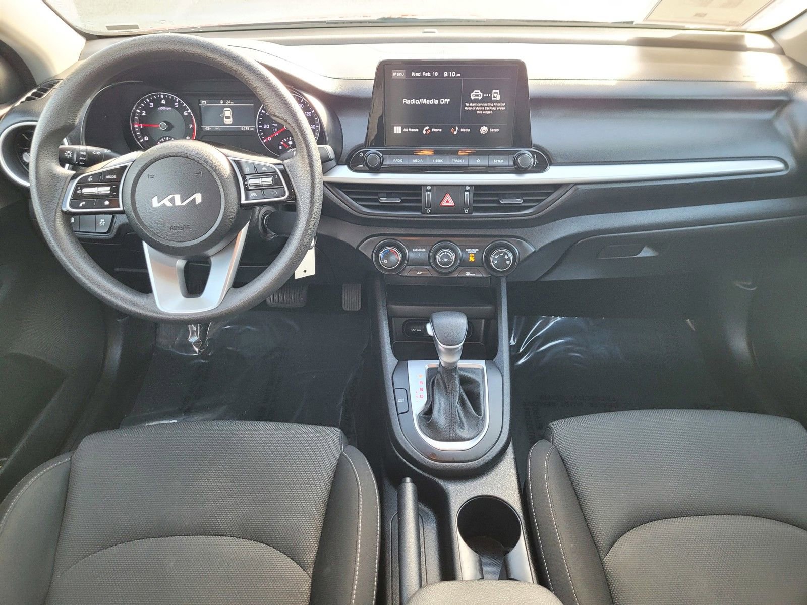 Used 2024 Kia Forte LXS w/ LXS Technology Package image 13