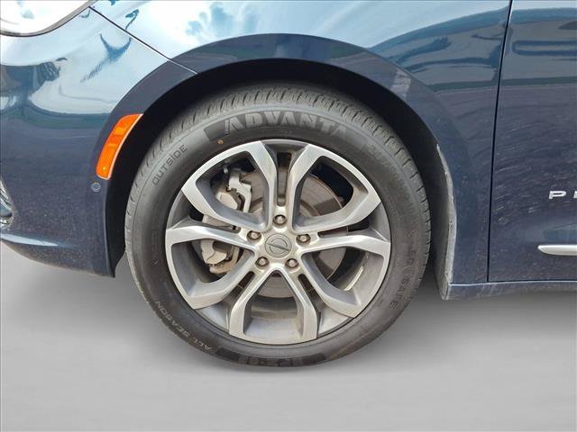 Used 2023 Chrysler Pacifica Pinnacle AWD/4WD image 26