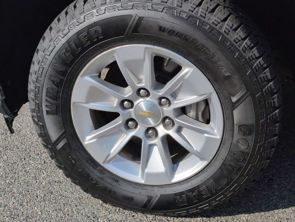 Used 2021 Chevrolet Silverado 1500 LT w/ Bed Protection Package AWD/4WD image 32
