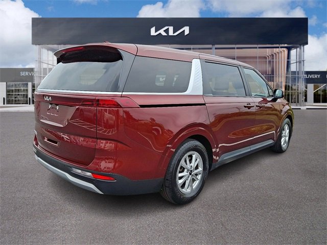 Used 2024 Kia Carnival LX image 6