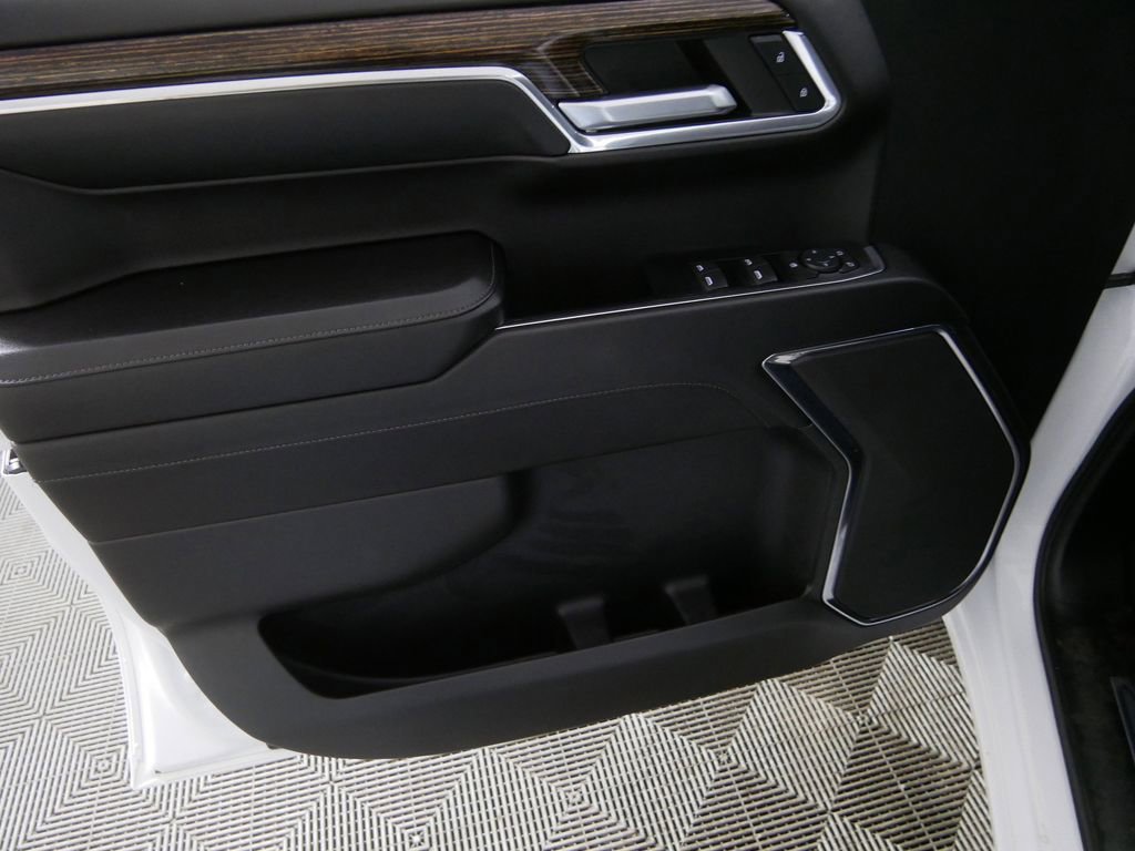 Used 2024 GMC Sierra 1500 Elevation image 11