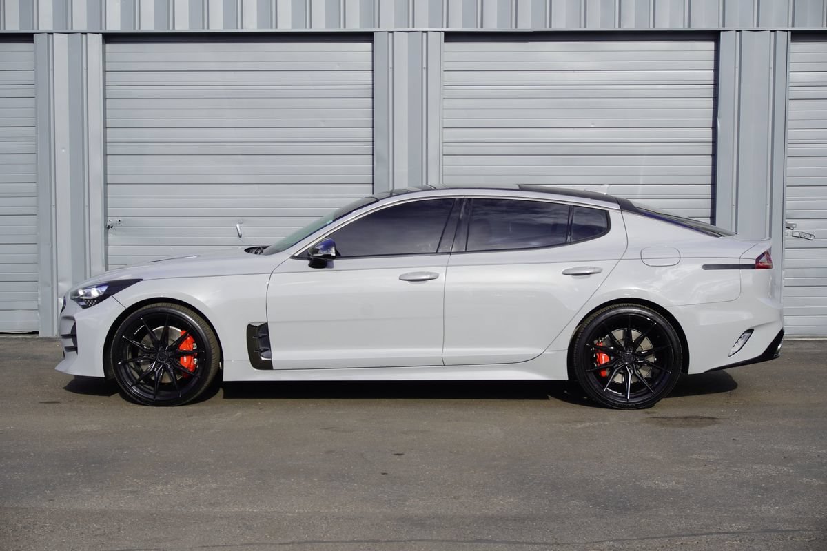 Used 2020 Kia Stinger GT2 AWD/4WD image 2
