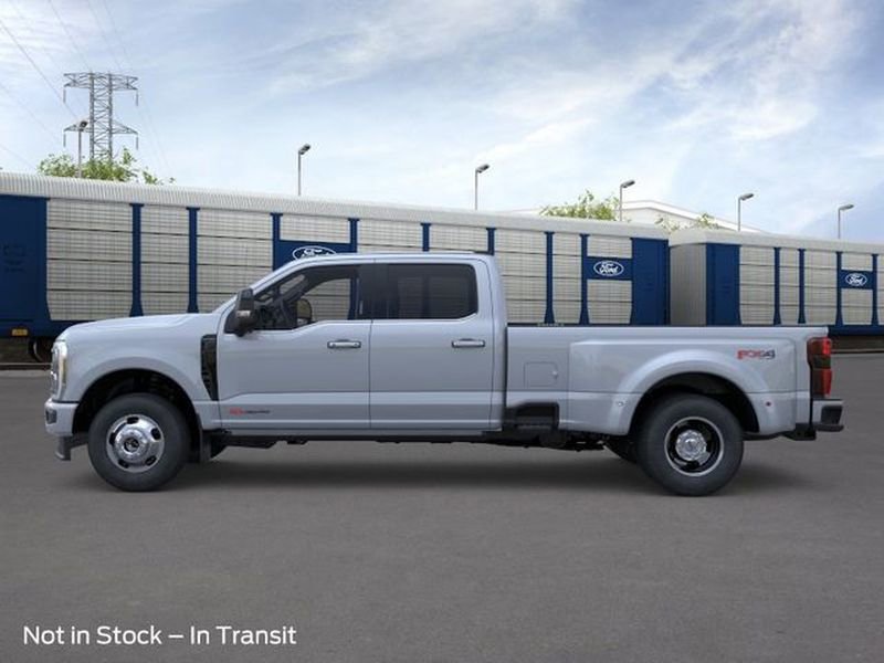 New 2026 Ford F350 Platinum AWD/4WD image 3