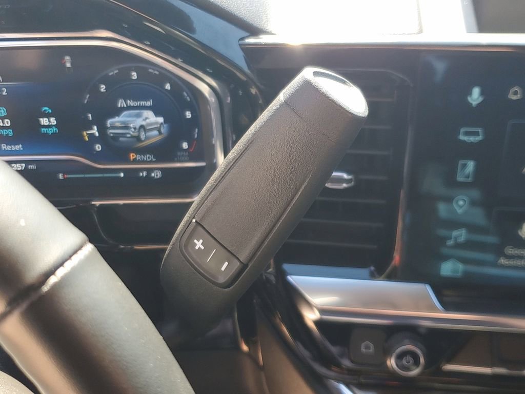 Used 2025 Chevrolet Silverado 1500 LT image 29