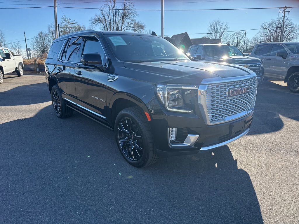 Used 2023 GMC Yukon Denali w/ Denali Reserve Package image 7