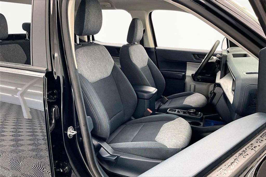 Used 2025 Ford Maverick XLT w/ Equipment Group 302A image 7