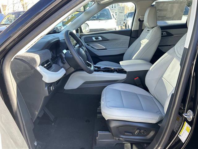 New 2026 Ford Explorer Platinum w/ LUX Leather Package image 6