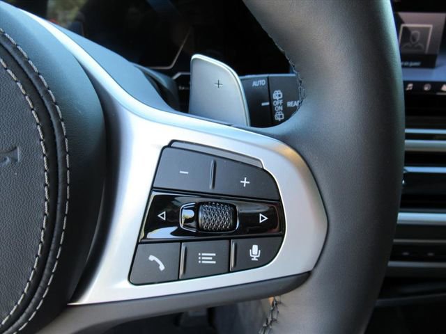 Used 2026 BMW X5 xDrive50e image 24