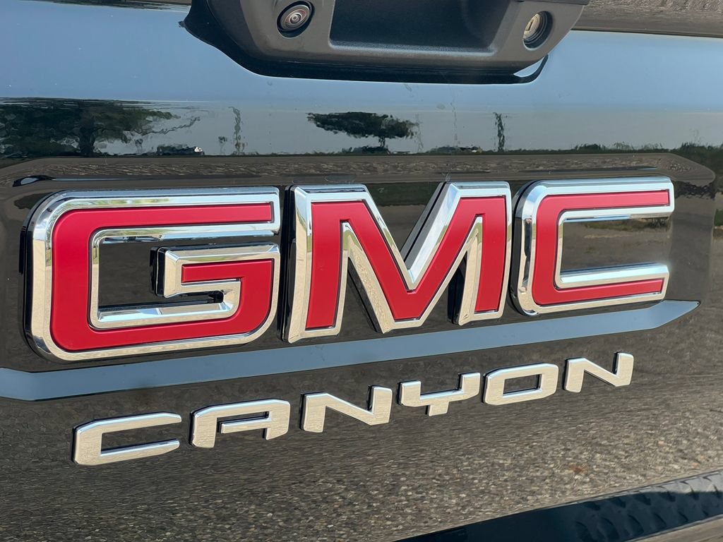 New 2026 GMC Canyon AT4 w/ Technology Plus Package AWD/4WD image 42