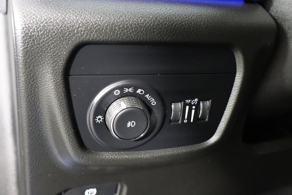 Used 2023 Jeep Grand Cherokee L Overland w/ Rear Seat Video Group I AWD/4WD image 25