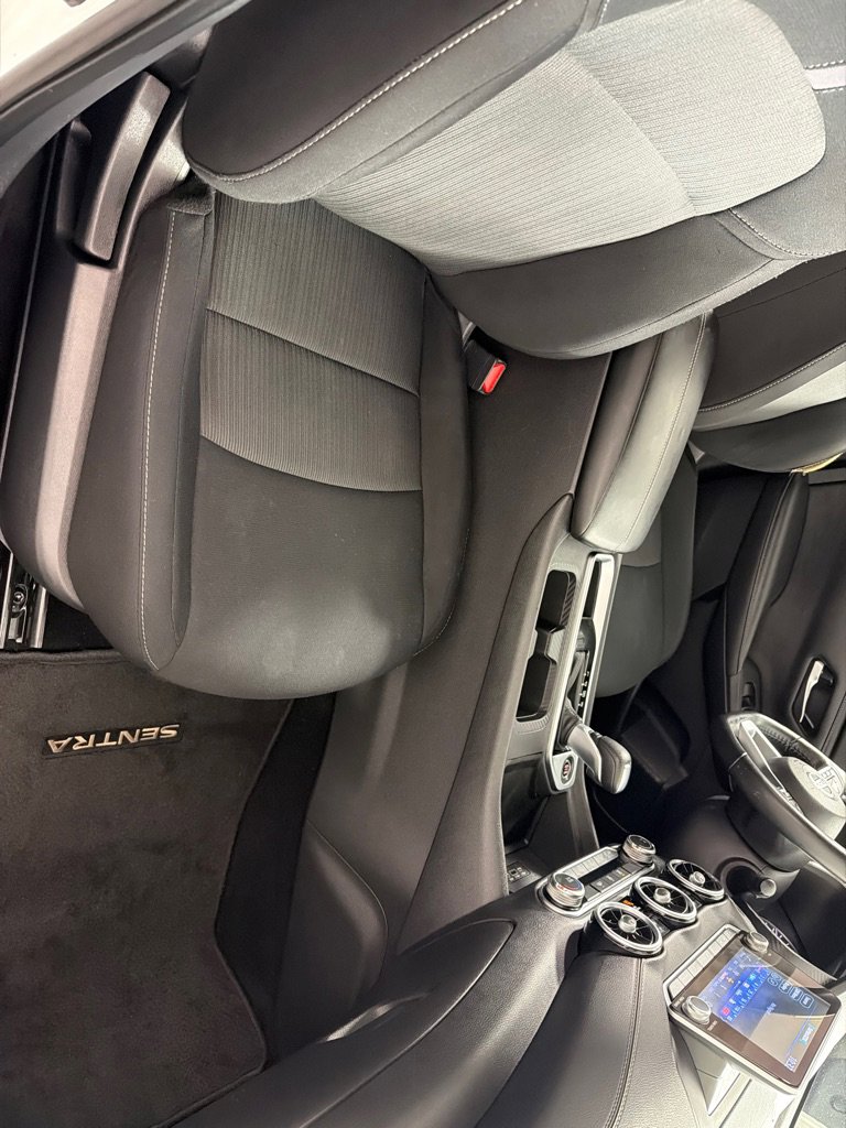 Used 2023 Nissan Sentra SV image 20