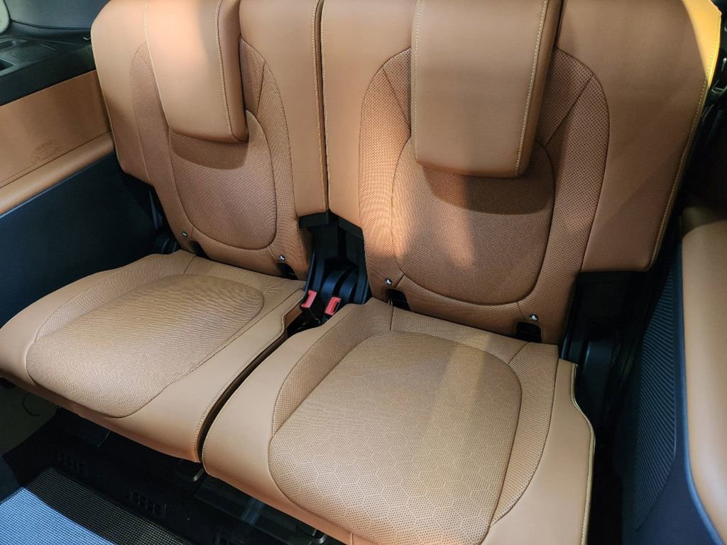 New 2025 Volkswagen ID. Buzz Pro S image 19