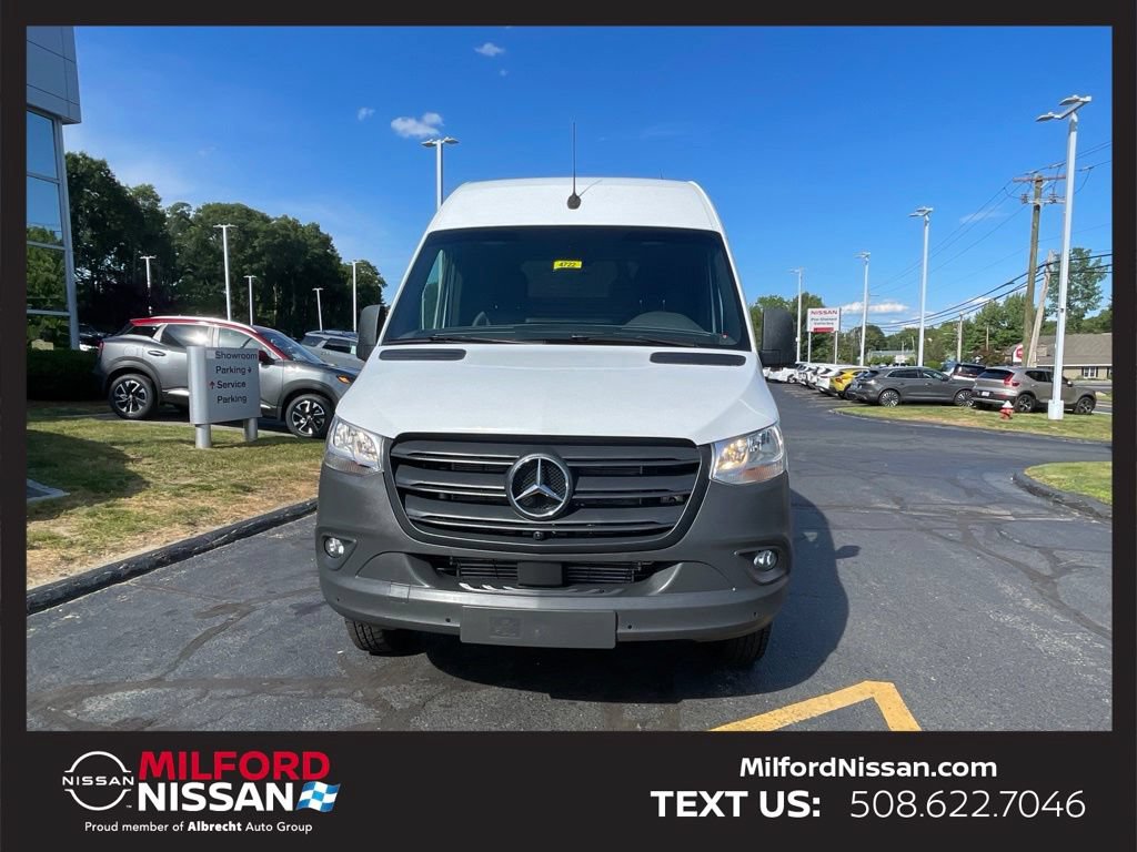 Used 2022 Mercedes-Benz Sprinter 3500 image 7