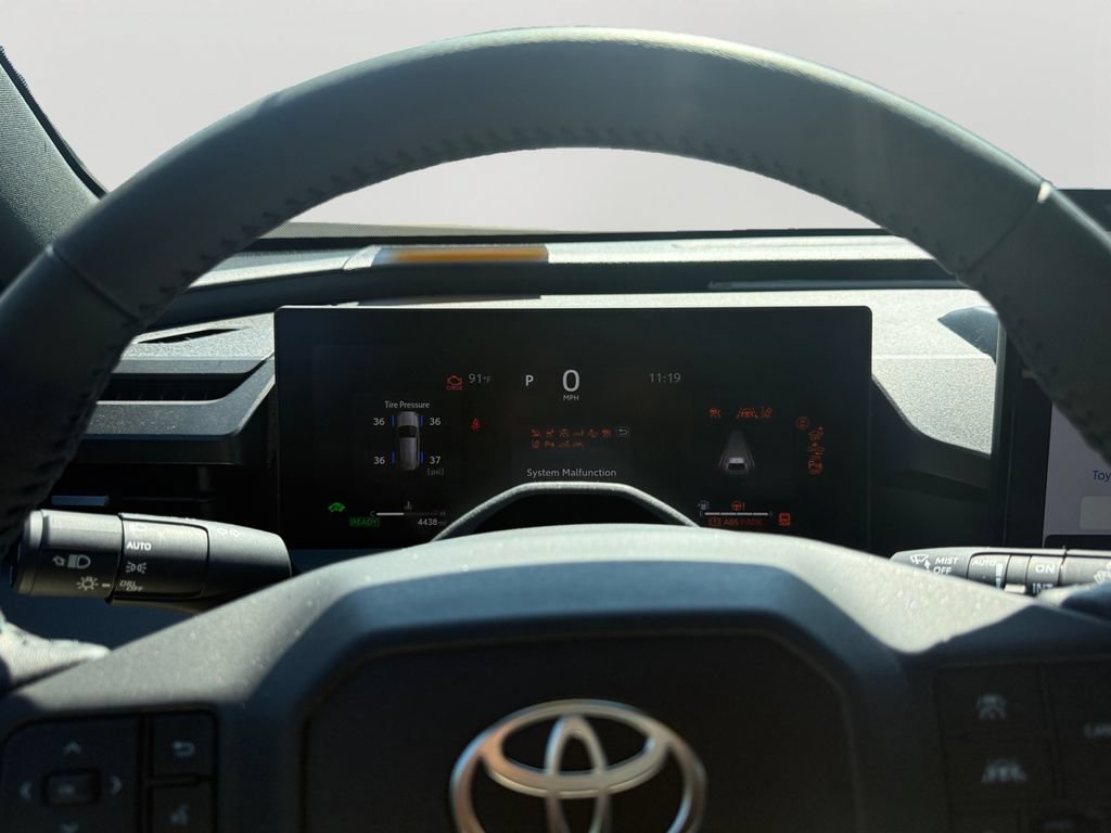 Used 2026 Toyota RAV4 XSE w/ Weather Package AWD/4WD image 28