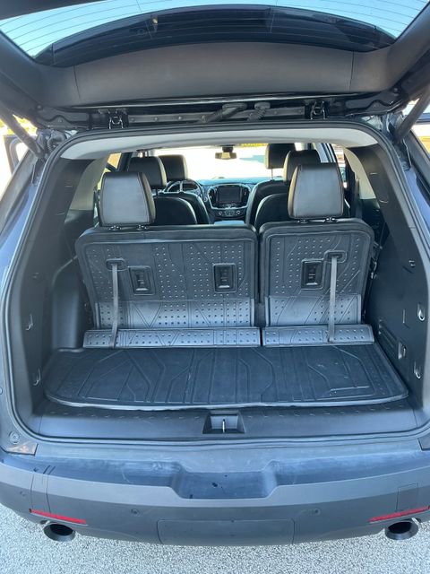 Used 2020 Chevrolet Traverse RS w/ LPO, Floor Liner Package image 15