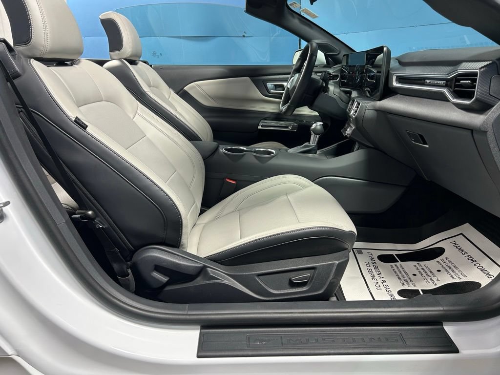 Used 2026 Ford Mustang Premium RWD image 42