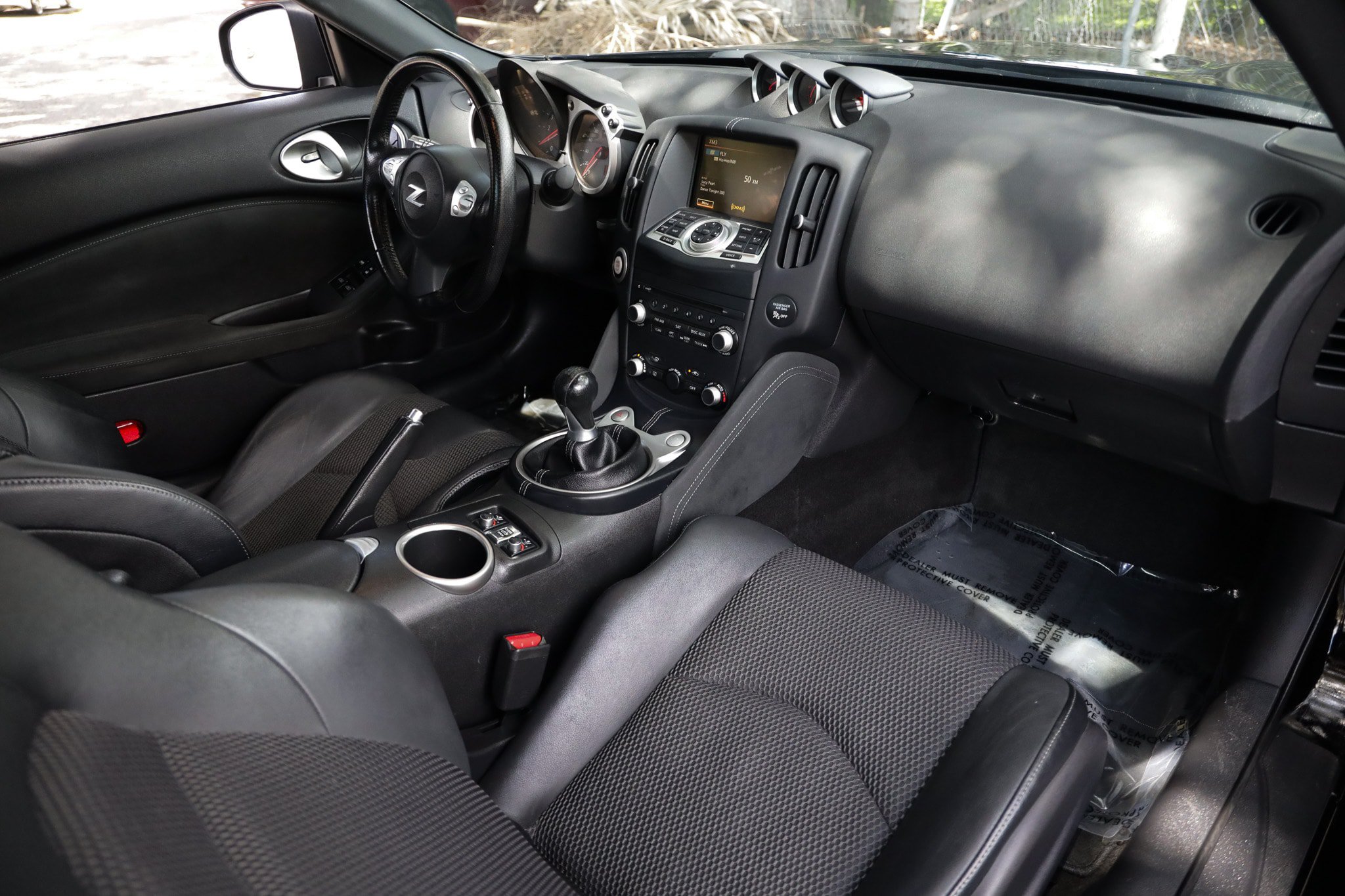 Used 2019 Nissan 370Z Touring RWD image 16