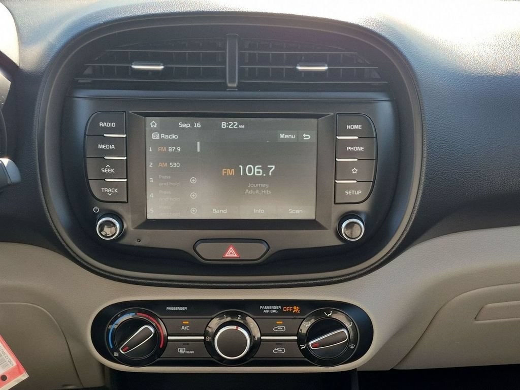 Used 2021 Kia Soul LX FWD image 16