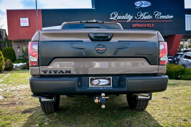Used 2021 Nissan Titan PRO-4X w/ Pro-4x Convenience Package image 6