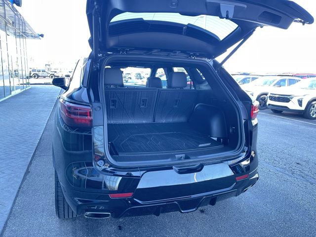 Certified 2023 Chevrolet Blazer RS w/ Driver Confidence II Package image 27